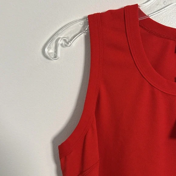 NWT Tail Tech Meryl Performance Golf/Tennis Workout Red Tank Top Size Large - Picture 2 of 9